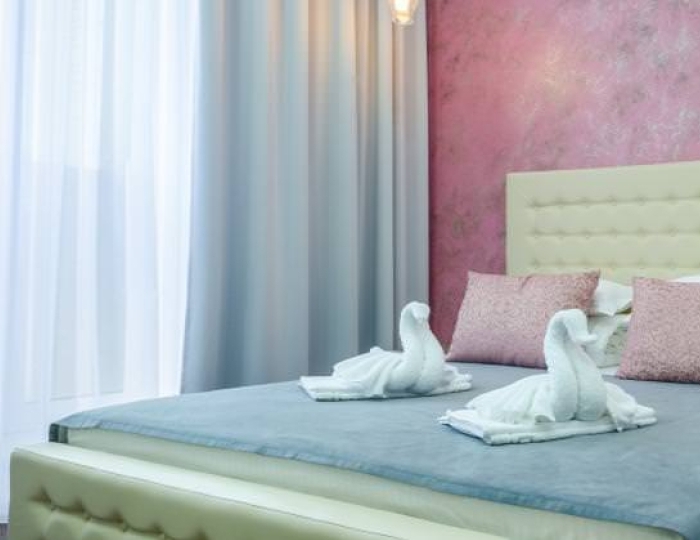 Номер улучшенный с 1 двуспальной кроватью (с пансионом) - Санаторий «Рассвет» Бердск